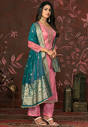 Woven Organza Jacquard Pakistani Suit in Pink