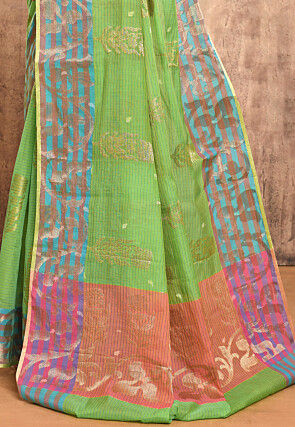 Woven Pure Cotton Handloom Saree in Green
