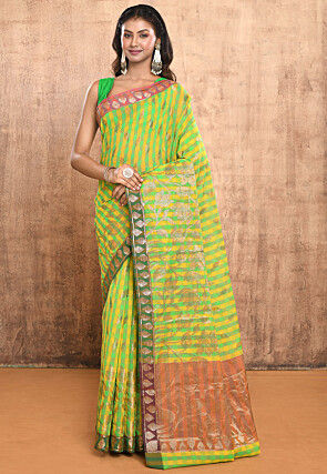 Woven Pure Cotton Handloom Saree in Green