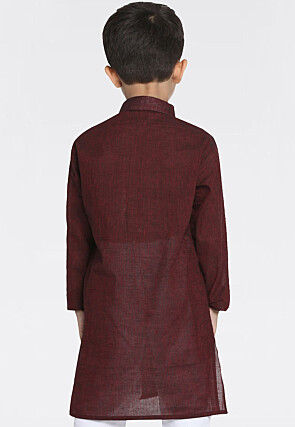 Woven Pure Cotton Kurta in Maroon