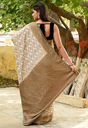 Woven Pure Georgette Silk Saree in Light Green