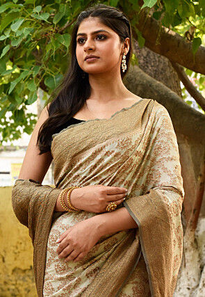 Woven Pure Georgette Silk Saree in Light Green