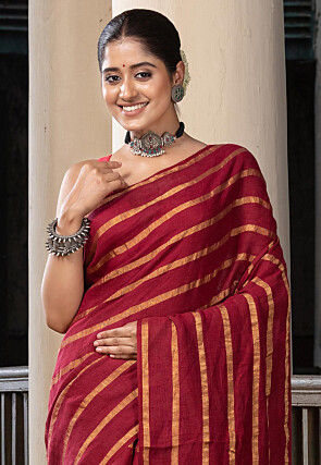 Woven Pure Linen Saree in Maroon