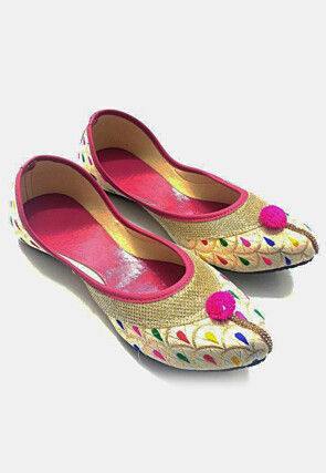 Woven Synthetic Jacquard Women Jutti in Off White