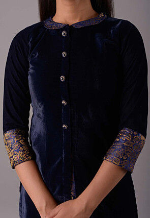 Woven Velvet Front Slit Kurta Set in Navy Blue