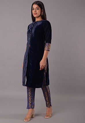 Woven Velvet Front Slit Kurta Set in Navy Blue