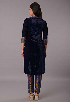Woven Velvet Front Slit Kurta Set in Navy Blue