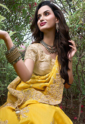 Woven Viscose Organza Scalloped Saree in Yellow