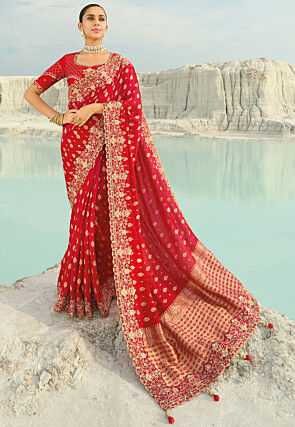 Woven Viscose Silk Jacquard Scalloped Saree in Red