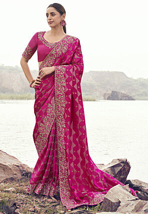 Woven Viscose Silk Scalloped Saree in Magenta