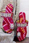 Bandhej Printed Crepe Kolhapuris in Fuchsia