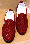 Embroidered Georgette Mojari in Maroon