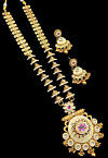 Stone Studded Necklace Set