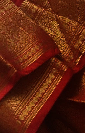 Sarees with Woven, Printed & Embroidered Pallus apt for different Draping Styles. Splurge! Sarees with Woven, Printed & Embroidered Pallus apt for different Draping Styles. Splurge!