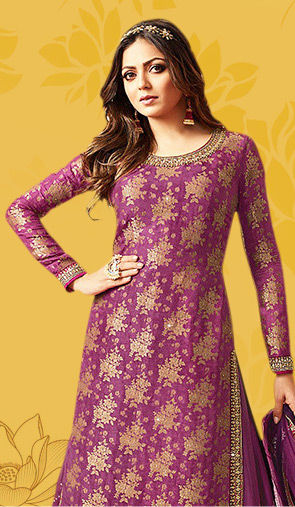 Silk Sarees, Zari work, and Golden Jewelry for Akshaya Tritiya. Shop! Silk Sarees, Zari work, and Golden Jewelry for Akshaya Tritiya. Shop!