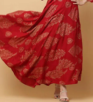 Look graceful in floor-length kurtis in vibrant hues, prints & embroideries. Shop! Look graceful in floor-length kurtis in vibrant hues, prints & embroideries. Shop!