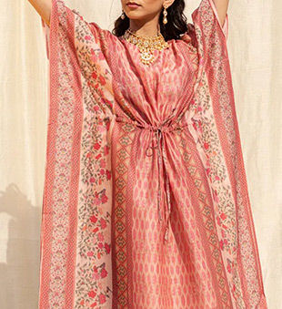 Kaftans kurtis for a blend of Middle eastern & Desi vibe. Have a look! Kaftans kurtis for a blend of Middle eastern & Desi vibe. Have a look!
